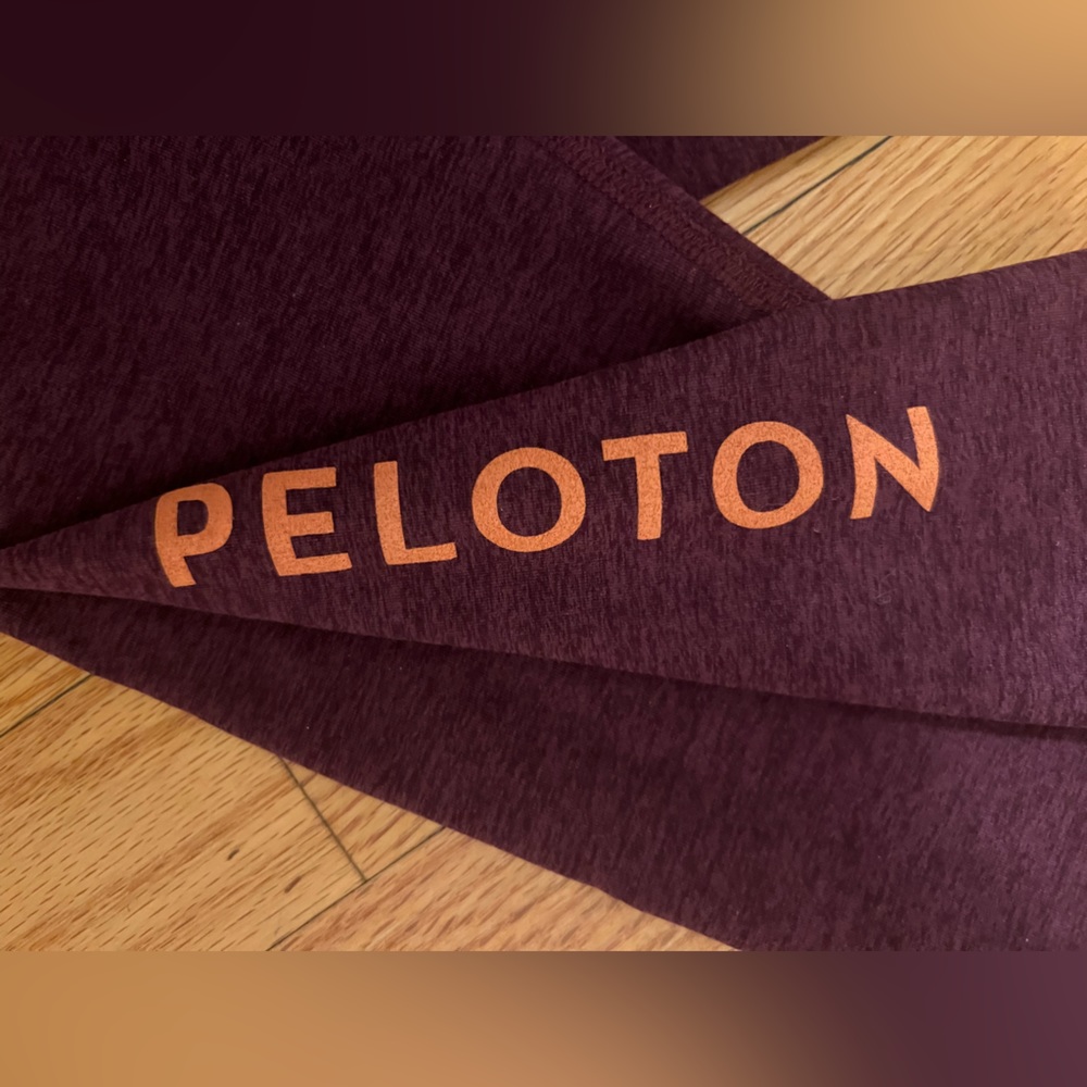 Beyond Yoga x Peloton Burgundy Women’s Small Leggings